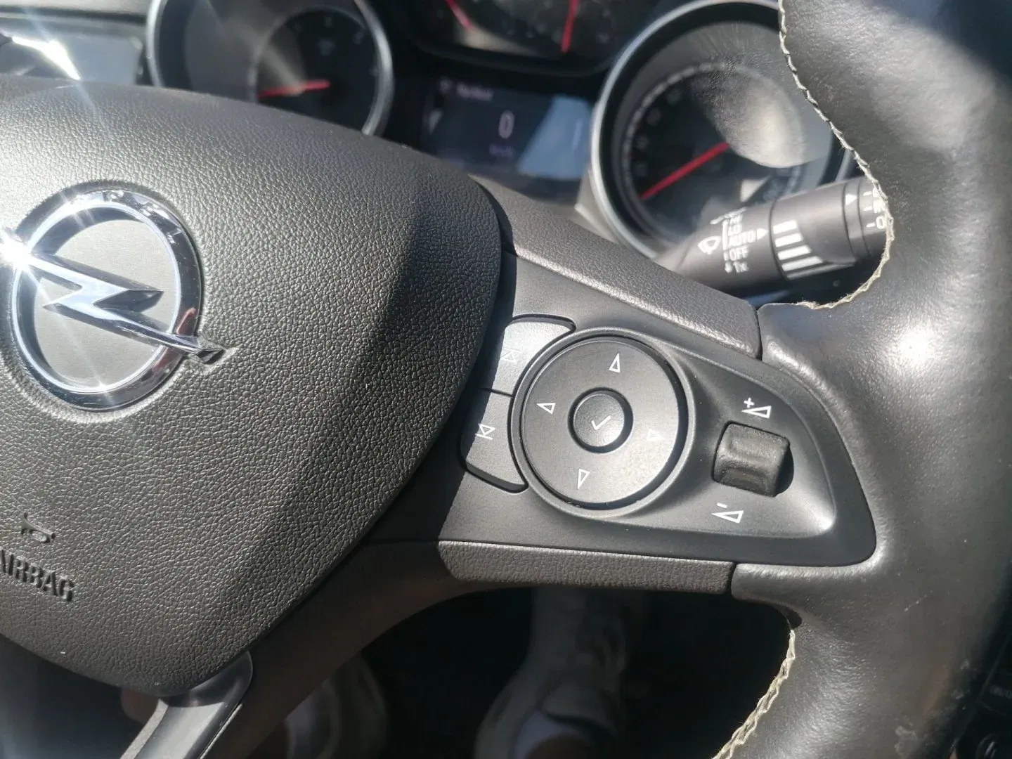 Opel Astra - Náhled 19
