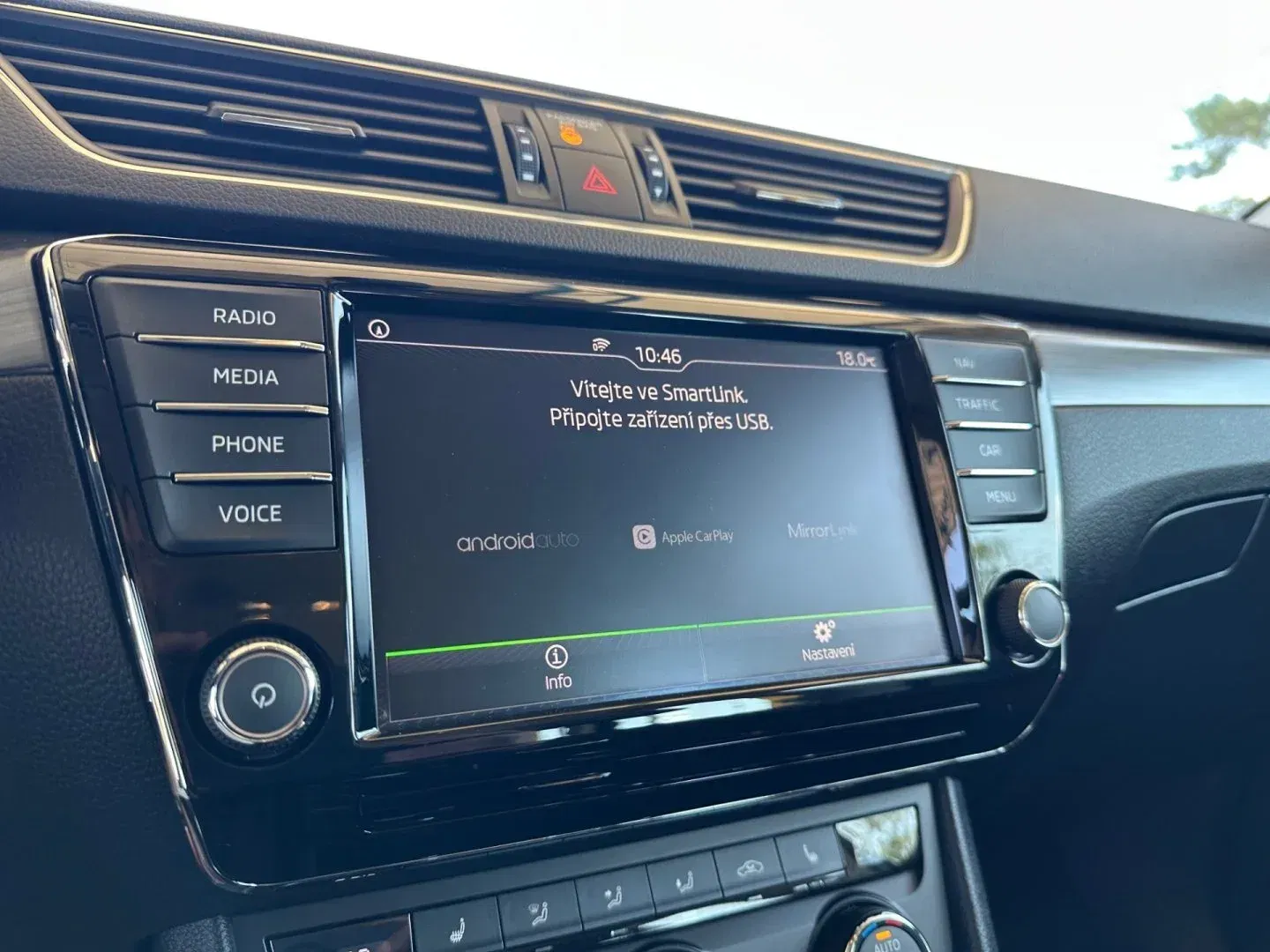 Škoda Superb - Náhled 9